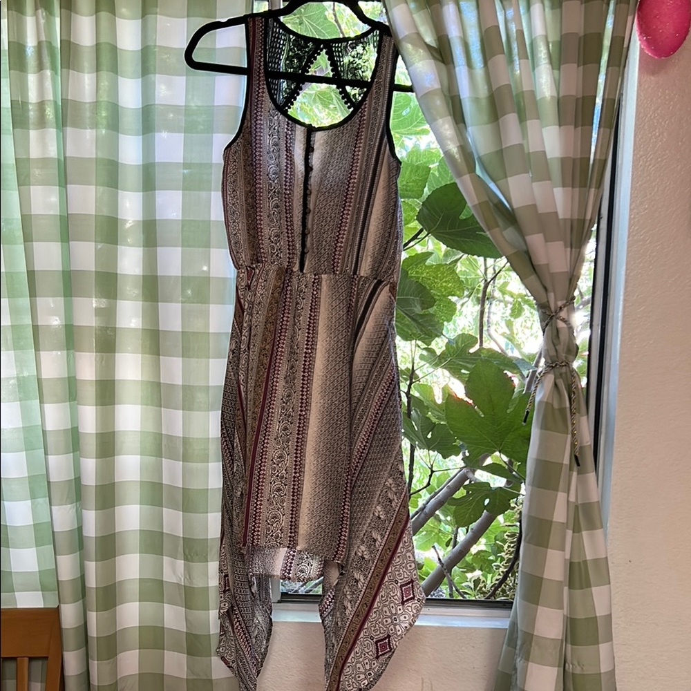Maurices Gray Floral Hankerchief Hem Sleeveless Maxi Dress Shark Bite Hemline XS